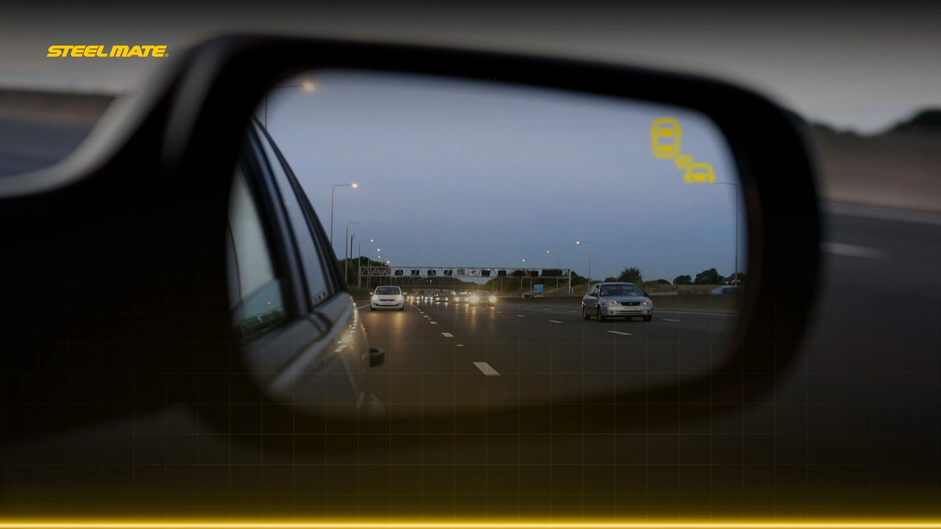 Cảnh báo điểm mù tính năng giúp lái ô tô an toàn hơn